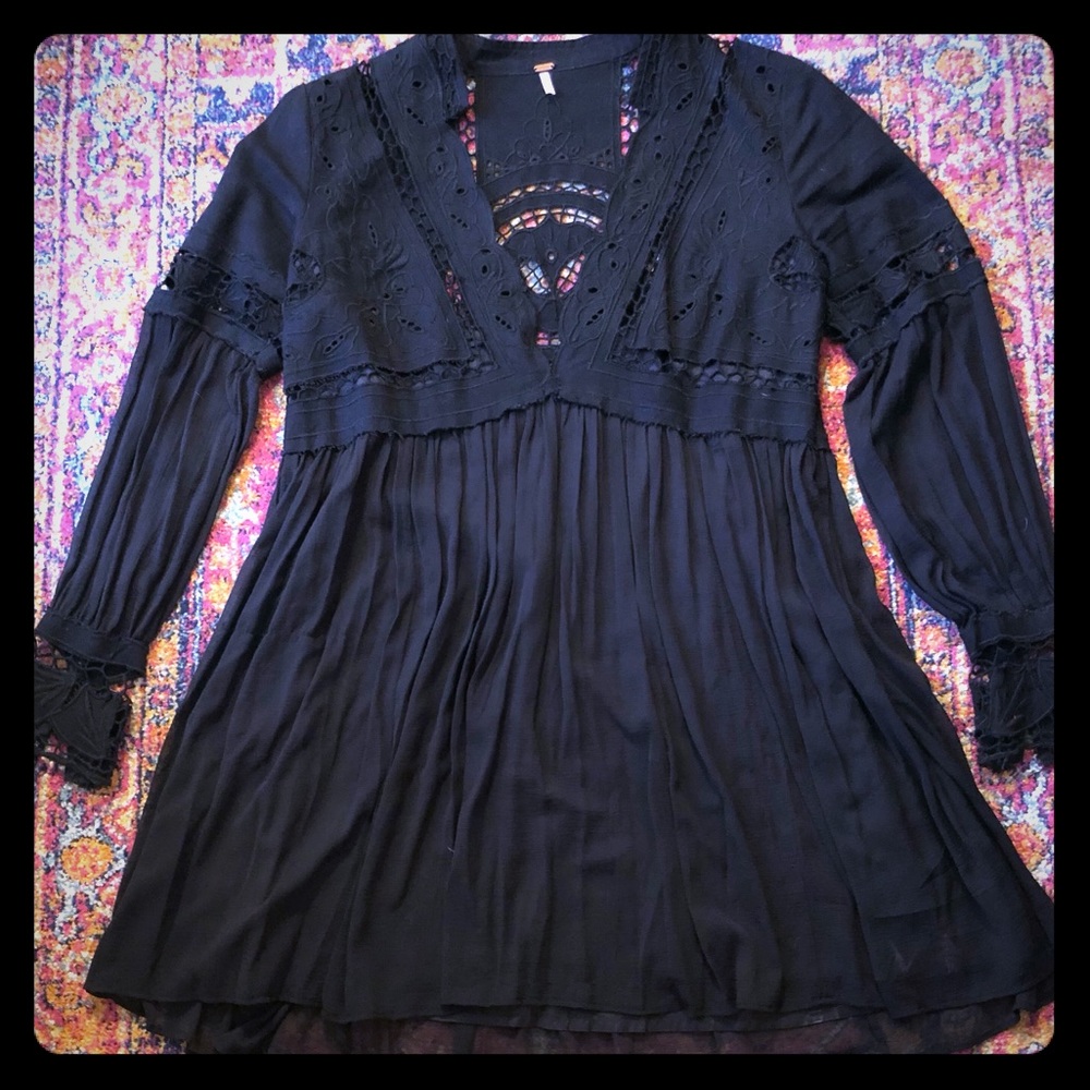 Free People gently used black dress, size large.